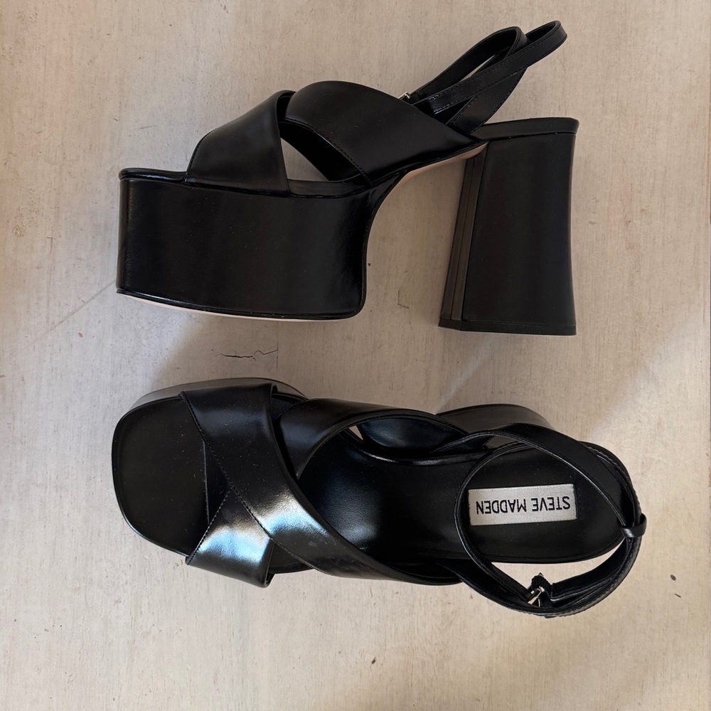 Steve Madden “Misty” Black Platform Heels